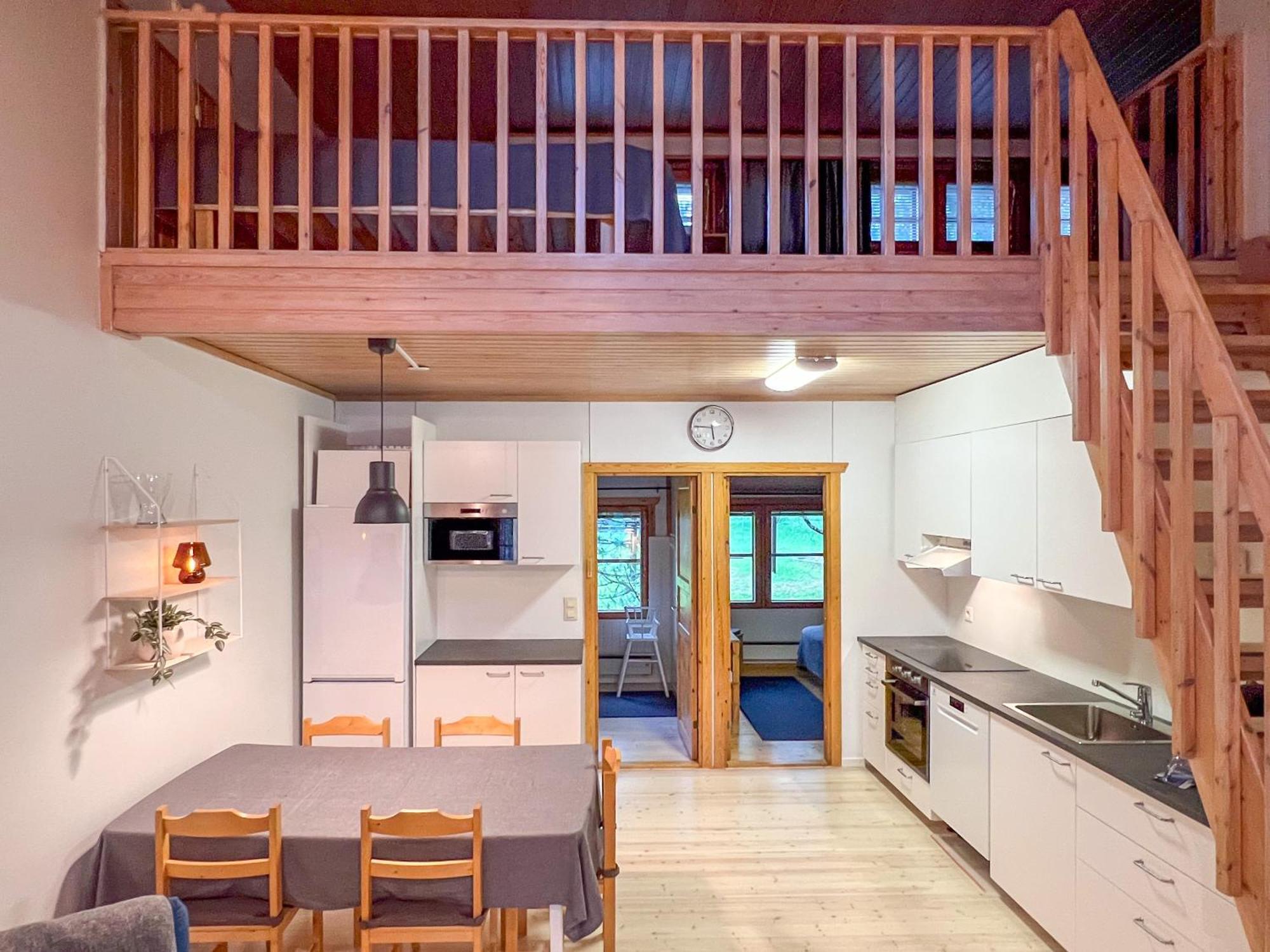 Lomakivakka - Roomy 2bd & Loft By The Lake, Free Wifi And Sauna Ruka