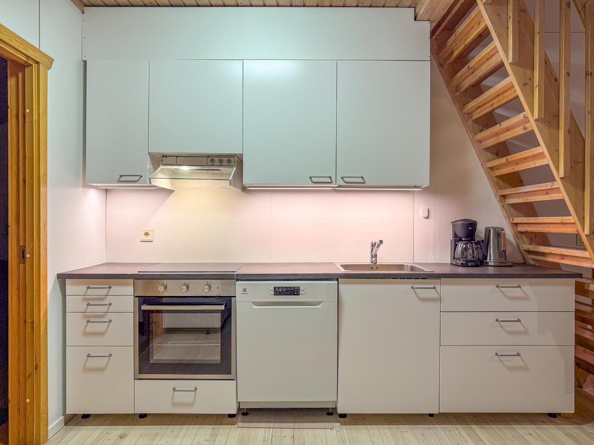 Lomakivakka - Roomy 2bd & Loft By The Lake, Free Wifi And Sauna Apartment *